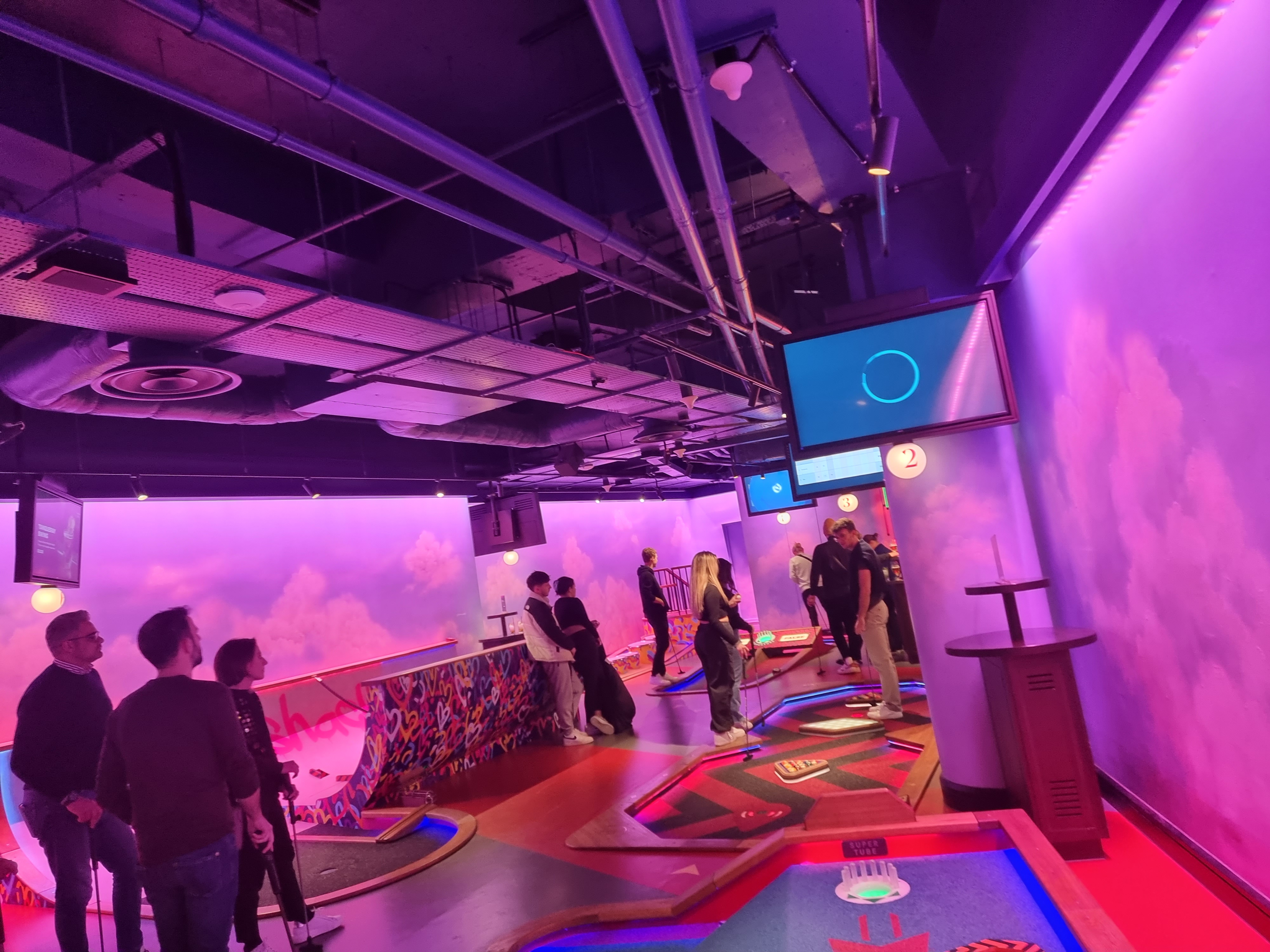 Puttshack London 2023 Review - Thrill Nation