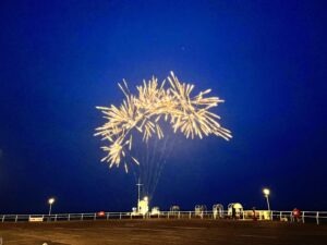 Clacton Pier Review ()