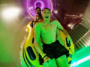 Coral Reef Review ()