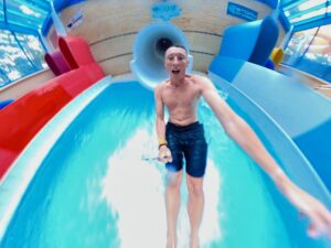 Coral Reef Review ()