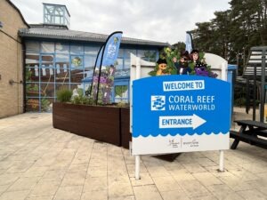 Coral Reef Review ()