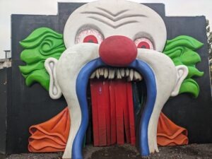FEAR at Avon Valley Scream Park Review ()