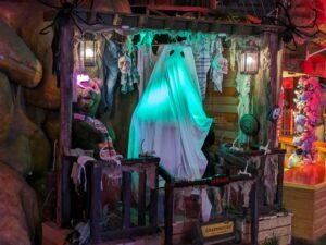 Fear Island at Fantasy Island Review ()