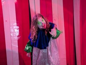 The Howl Review ()