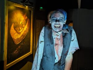 The Howl Review ()