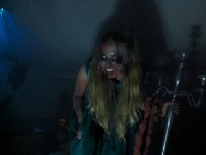 The Howl Review ()