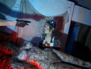 The Howl Review ()