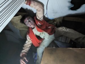 The Howl Review ()