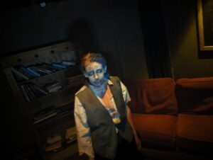 The Howl Review ()