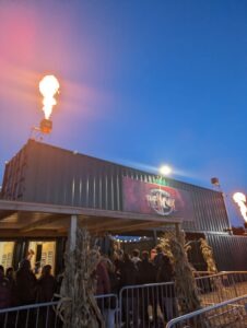 The Howl Review ()