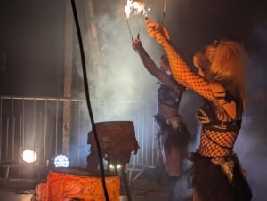 The Howl Review ()