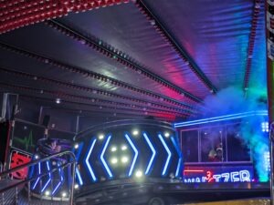Fairground Frights at Great Yarmouth Please Beach Review ()