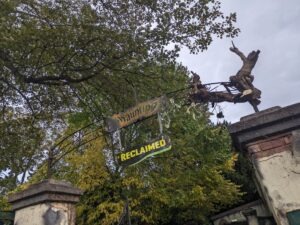 The Haunted Mansion at Drayon Manor ()