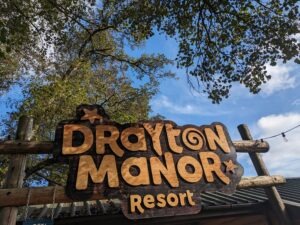 The Haunted Mansion at Drayon Manor ()