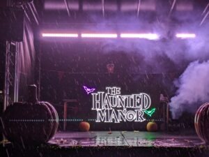 The Haunted Mansion at Drayon Manor ()