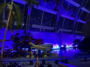 Tropical Islands Review ()