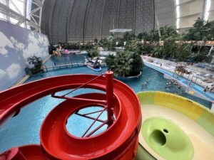 Tropical Islands Review ()