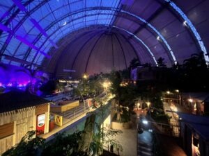Tropical Islands Review ()