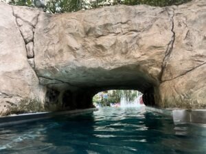 Tropical Islands Review ()