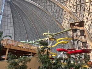 Tropical Islands Review ()
