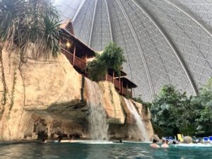 Tropical Islands Review ()