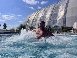 Tropical Islands Review ()