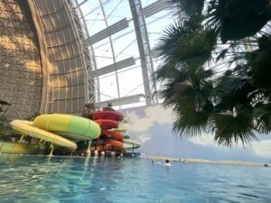 Tropical Islands Review ()