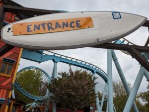 The Wave at Drayton Manor Review ()