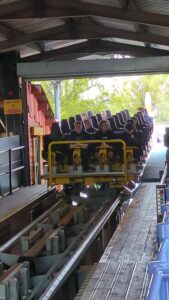 The Wave at Drayton Manor Review ()