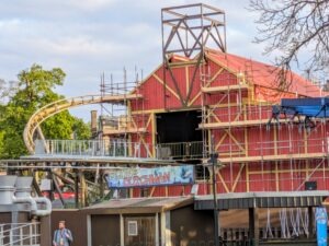 The Wave at Drayton Manor Review ()