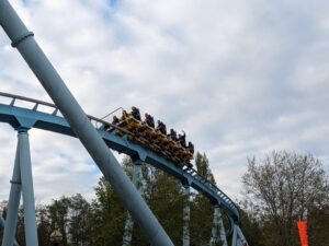 The Wave at Drayton Manor Review ()