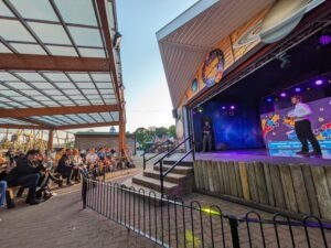 Paultons Park Review ()