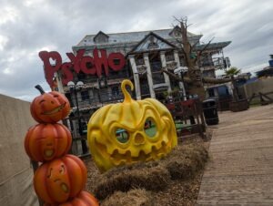 Fear Island at Fantasy Island Review ()