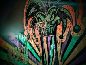 SCREAMS Review ()