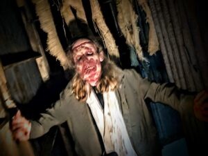 SCREAMS Review ()