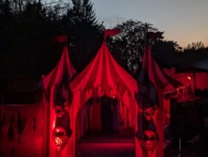 Scare City Review ()