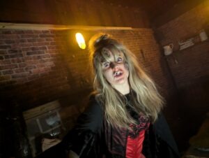 Screamfest Burton Review ()