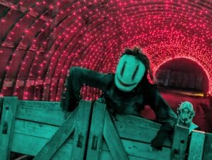 Spooky World Review ()