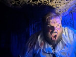 Spooky World Review ()