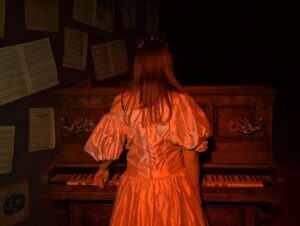 Spooky World Review ()