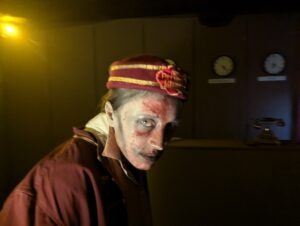 The Howl Review ()