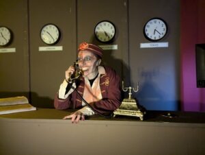 The Howl Review ()