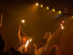 The Howl Review ()