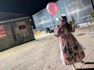 The Howl Review ()