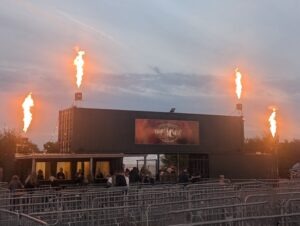 The Howl Review ()