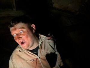 The Howl Review ()