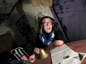 The Howl Review ()