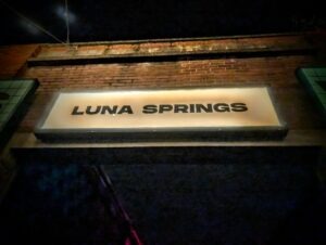 Luna Springs MELTDOWN Review ()