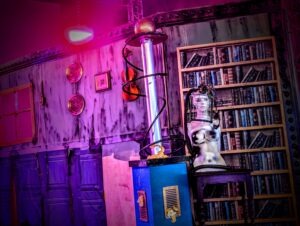 Luna Springs MELTDOWN Review ()