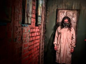 Luna Springs MELTDOWN Review ()